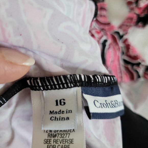 Pink and black tankini top - Picture 2 of 2